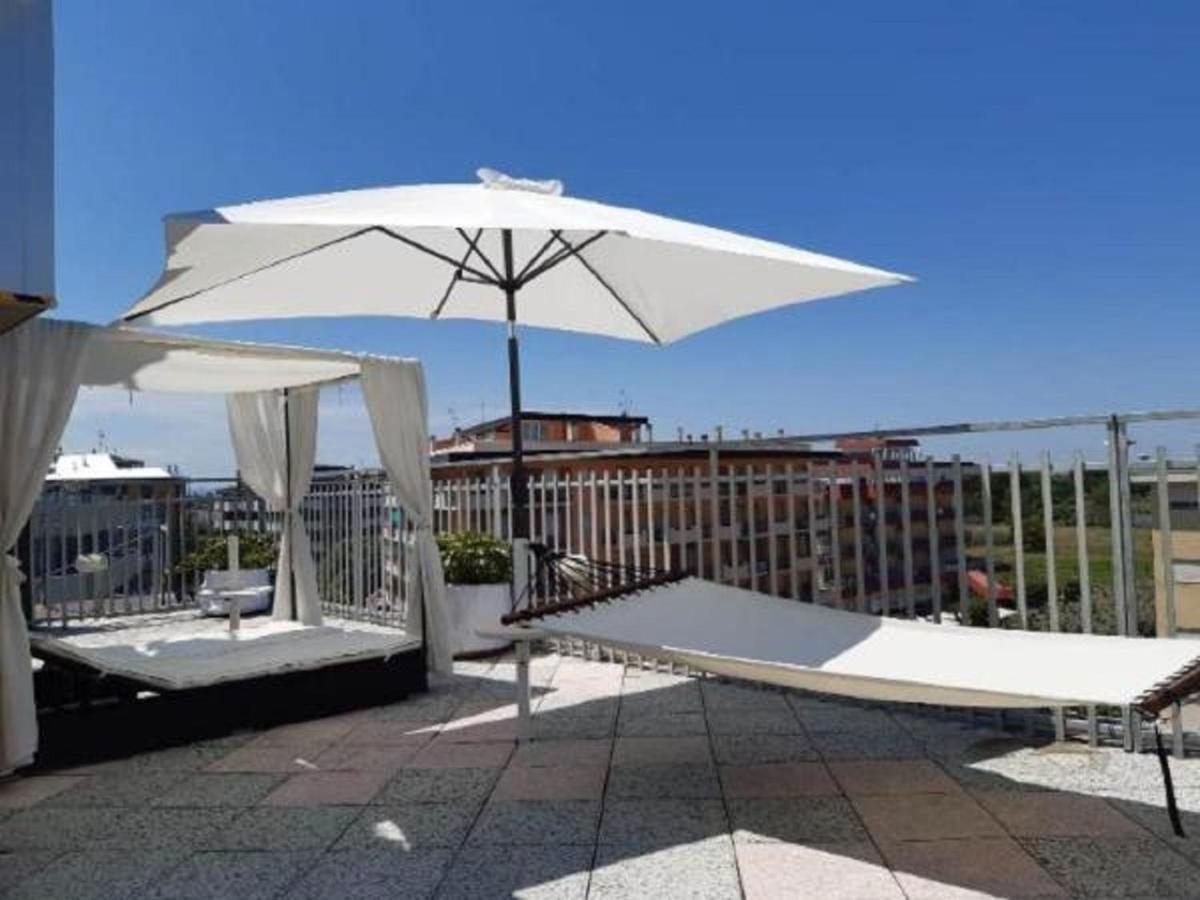 Hotel Embassy Cesenatico Exterior photo