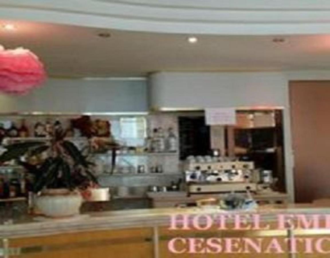Hotel Embassy Cesenatico Exterior photo